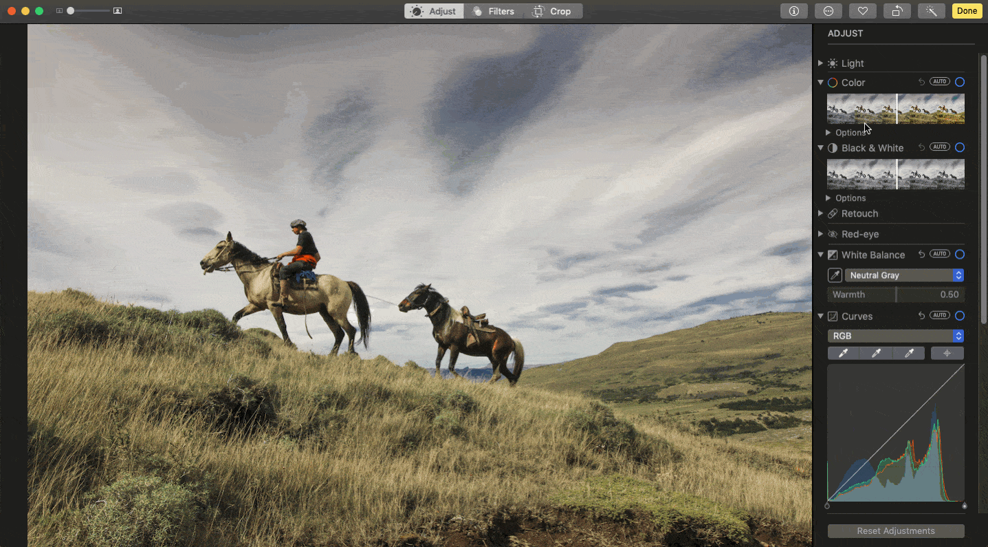 Use round trip editing tools to complete your Apple Photo Books