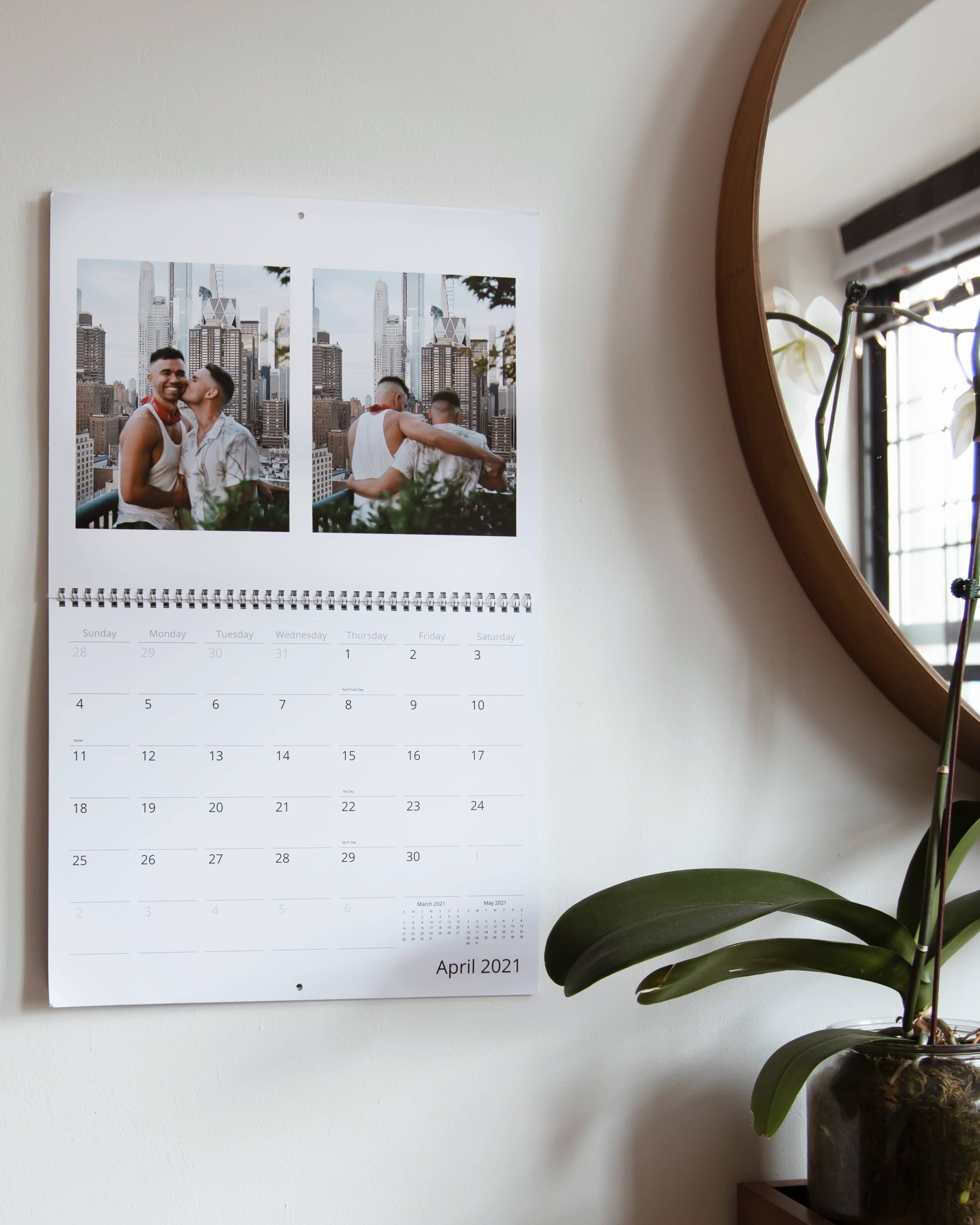 Make a custom photo calendar for 2021